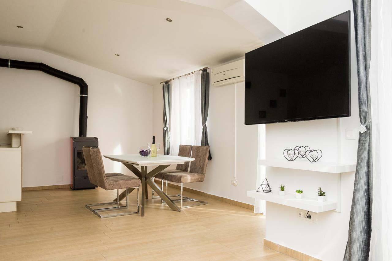 Apartments Sky Σίμπενικ Εξωτερικό φωτογραφία
