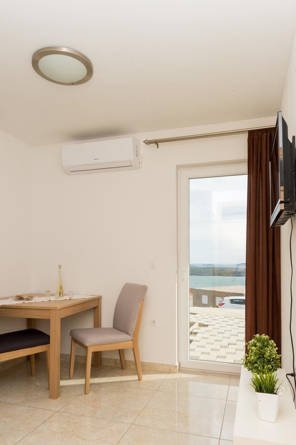 Apartments Sky Σίμπενικ Εξωτερικό φωτογραφία